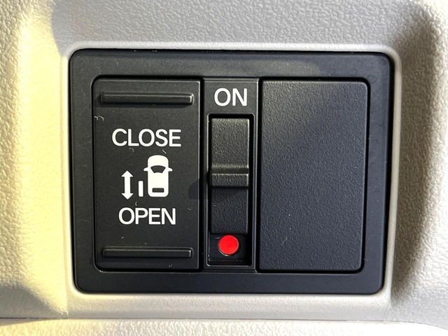 HONDA N BOX 2024 Image 31