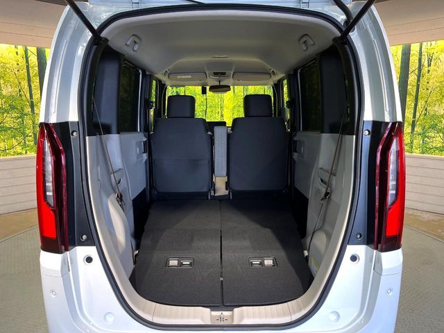 HONDA N BOX 2024 Image 31