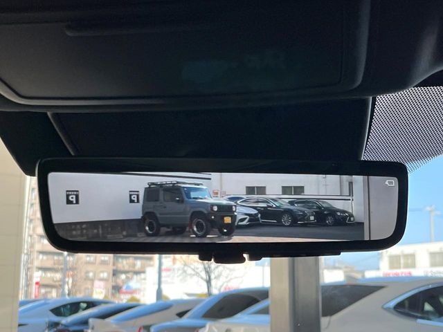 TOYOTA CROWN SEDAN HYBRID 2024 Image 31