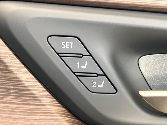 TOYOTA CROWN SEDAN HYBRID 2024 Image 31