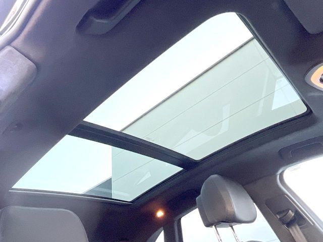 PORSCHE MACAN 2015 Image 31