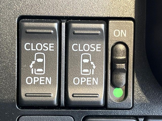 TOYOTA TANK 2017 Image 31