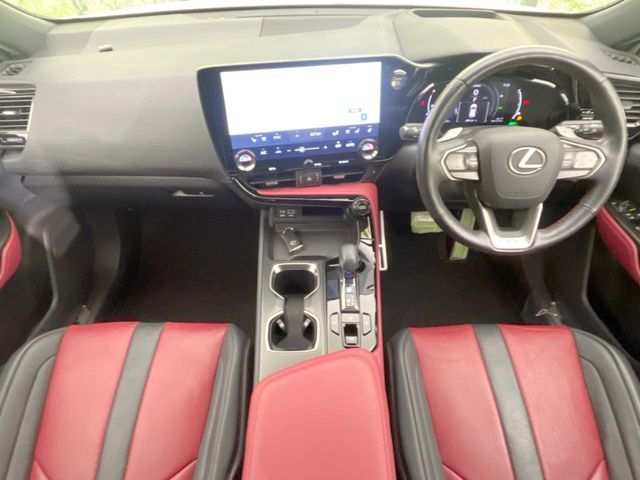 TOYOTA LEXUS NX350H 2022 Image 31