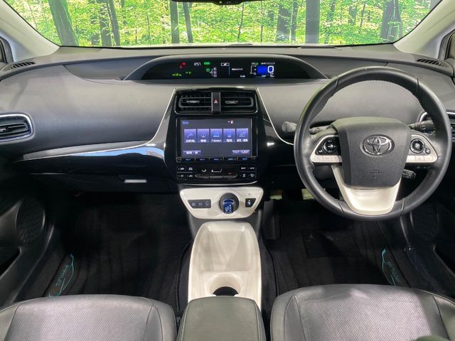 TOYOTA PRIUS 2017 Image 31