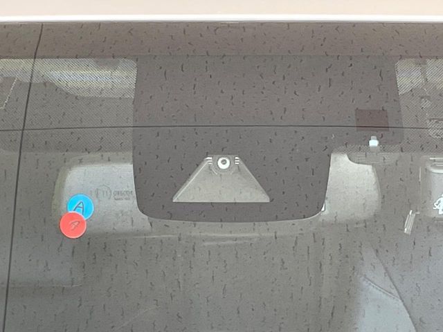 TOYOTA PRIUS 2017 Image 31