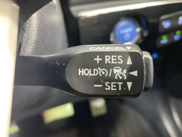 TOYOTA PRIUS 2017 Image 31