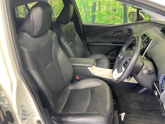 TOYOTA PRIUS 2017 Image 31