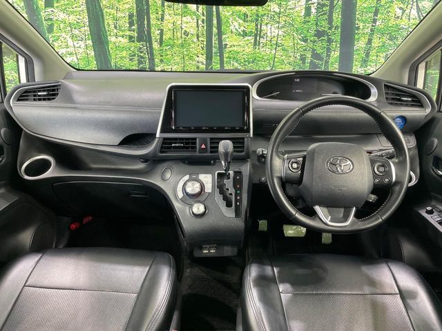 TOYOTA SIENTA HYBRID 2021 Image 31
