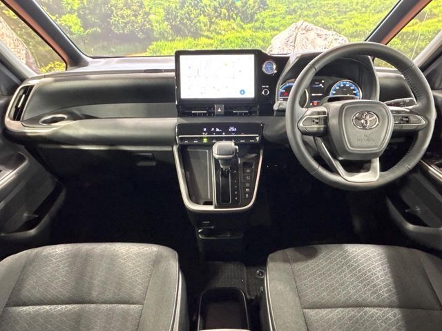 TOYOTA NOAH HYBRID 2023 Image 31