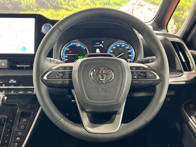 TOYOTA NOAH HYBRID 2023 Image 31