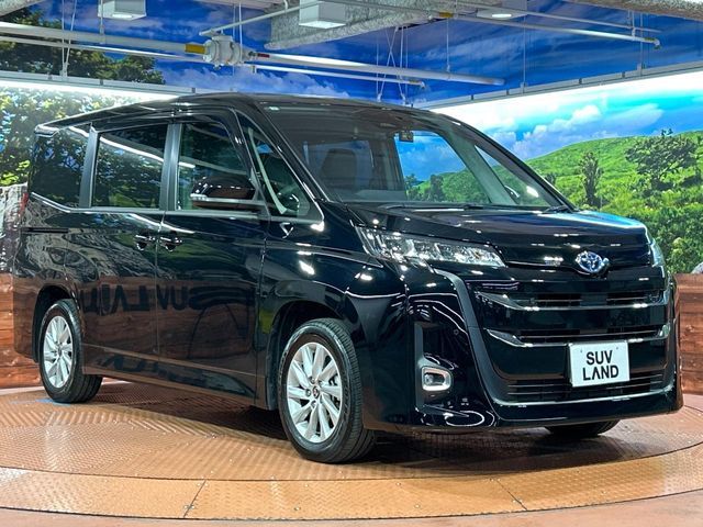 TOYOTA NOAH HYBRID 2023 Image 31