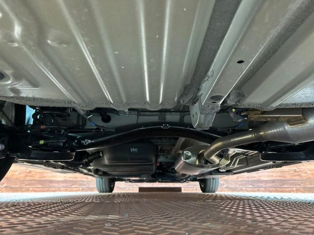 TOYOTA NOAH HYBRID 2023 Image 31