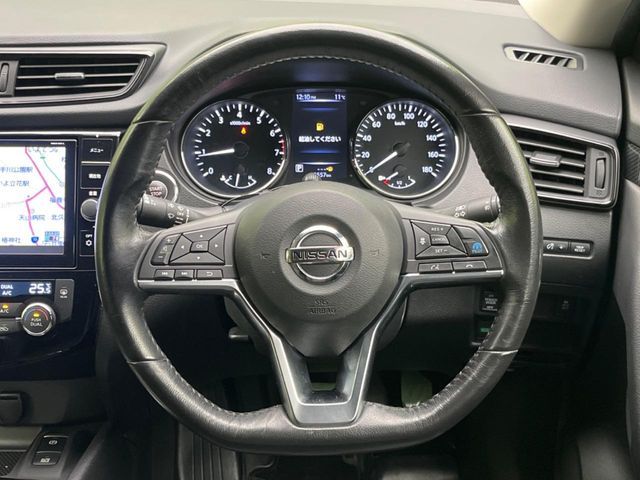 NISSAN X-TRAIL 2WD 2018 Image 31