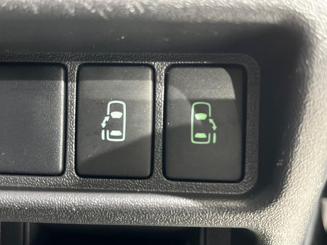 TOYOTA HIACE VAN 4WD 2022 Image 31