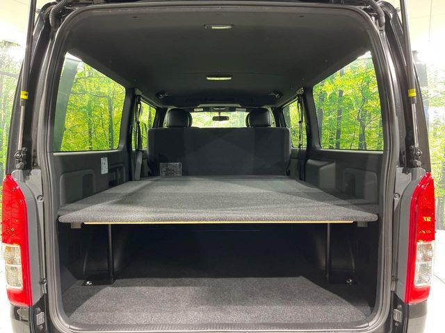 TOYOTA HIACE VAN 4WD 2022 Image 31