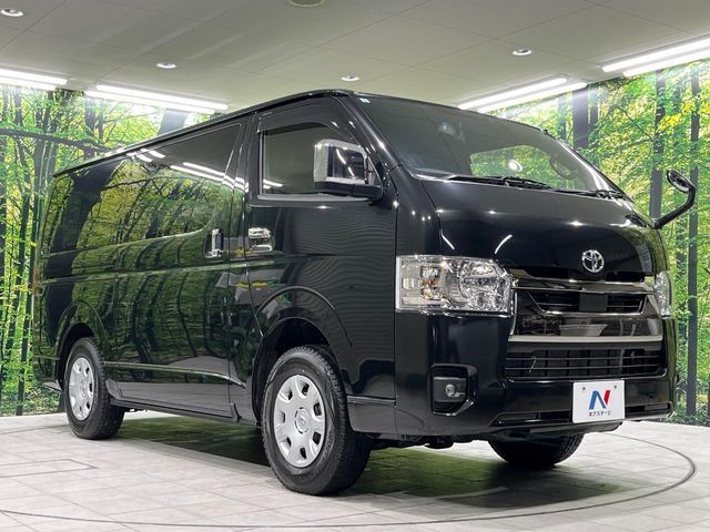 TOYOTA HIACE VAN 4WD 2022 Image 31