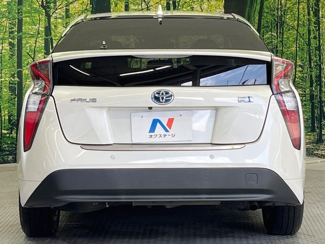 TOYOTA PRIUS 2016 Image 31