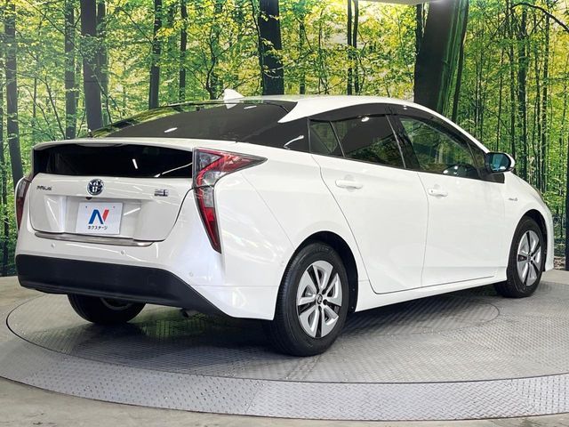 TOYOTA PRIUS 2016 Image 31
