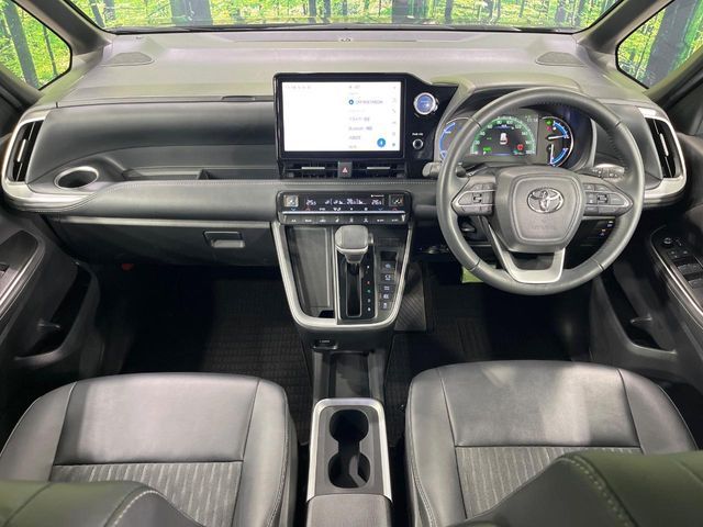 TOYOTA NOAH HYBRID 2023 Image 31