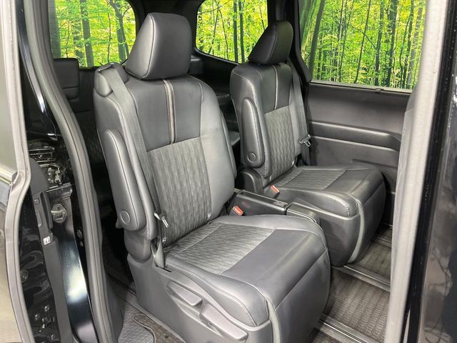 TOYOTA NOAH HYBRID 2023 Image 31