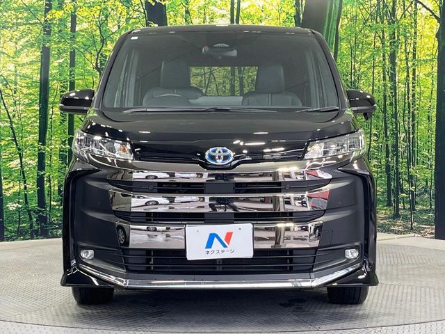 TOYOTA NOAH HYBRID 2023 Image 31