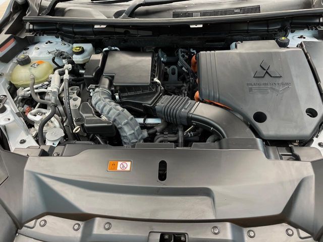 MITSUBISHI OUTLANDER PHEV 2022 Image 31
