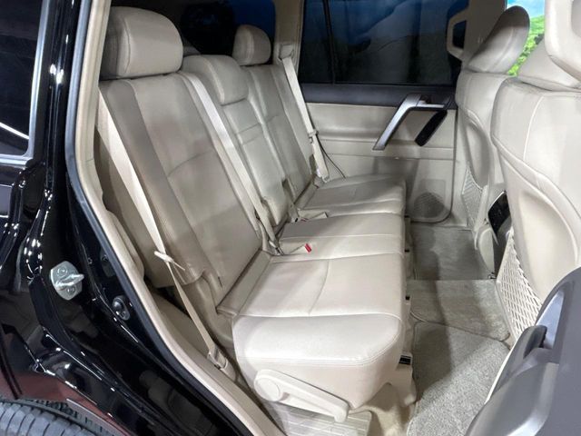 TOYOTA LANDCRUISER PRADO 2023 Image 31