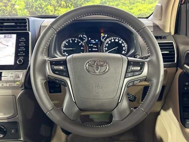 TOYOTA LANDCRUISER PRADO 2023 Image 31