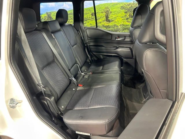 TOYOTA LANDCRUISER 250 2024 Image 31