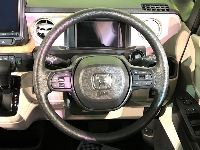 HONDA N BOX 2025 Image 31