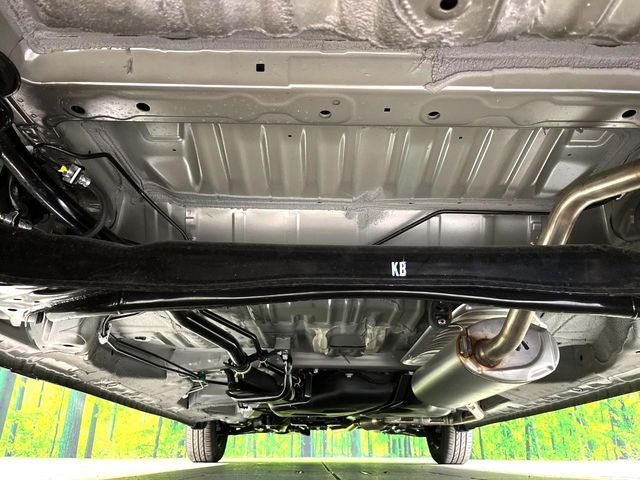 HONDA N BOX 2025 Image 31