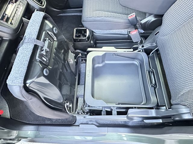 SUZUKI HUSTLER 2025 Image 31