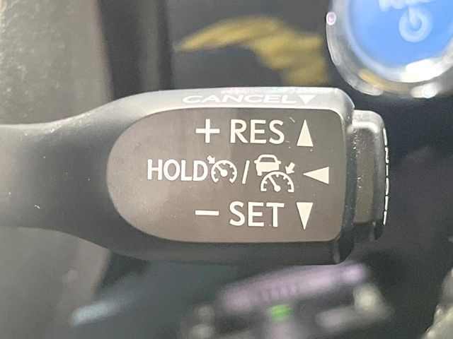 TOYOTA PRIUS 2018 Image 31