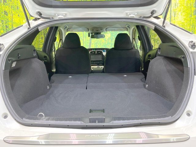 TOYOTA PRIUS 2018 Image 31