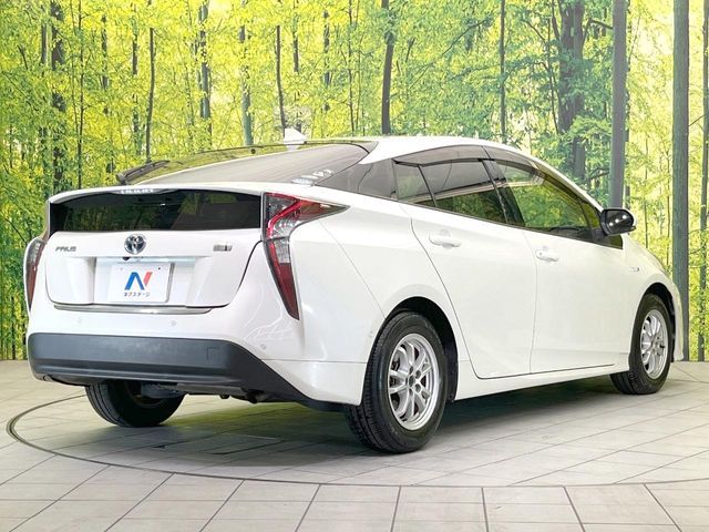 TOYOTA PRIUS 2018 Image 31