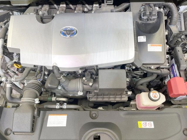 TOYOTA PRIUS 2018 Image 31