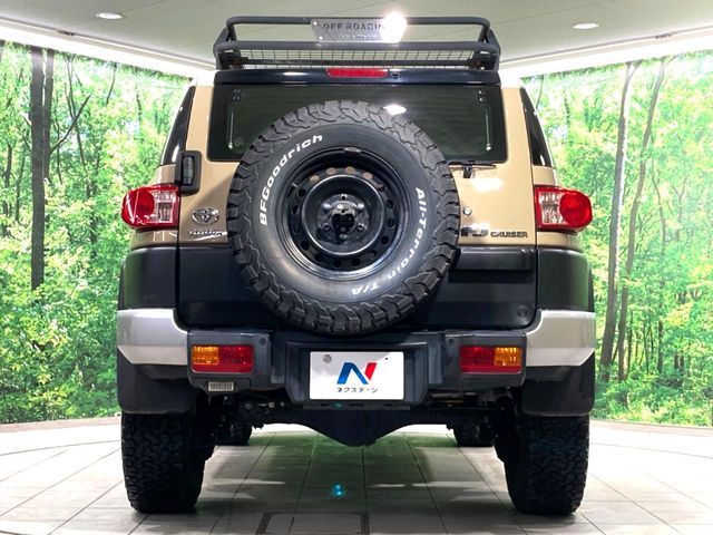 TOYOTA FJ CRUISER 4WD 2017 Image 31