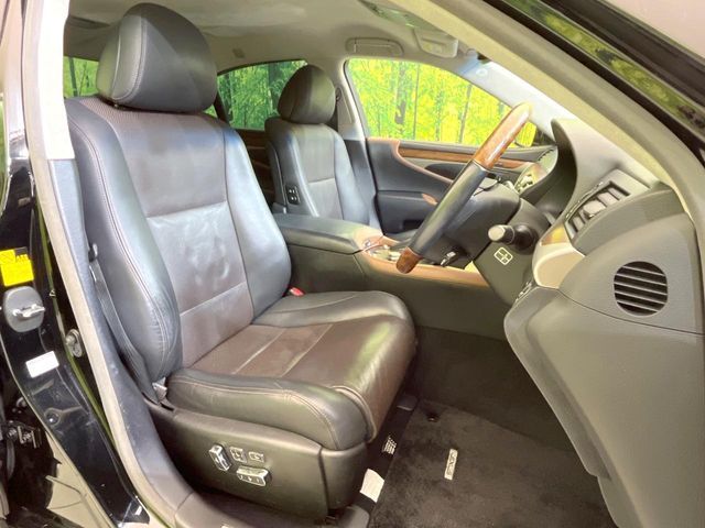 TOYOTA LEXUS LS460 2012 Image 31