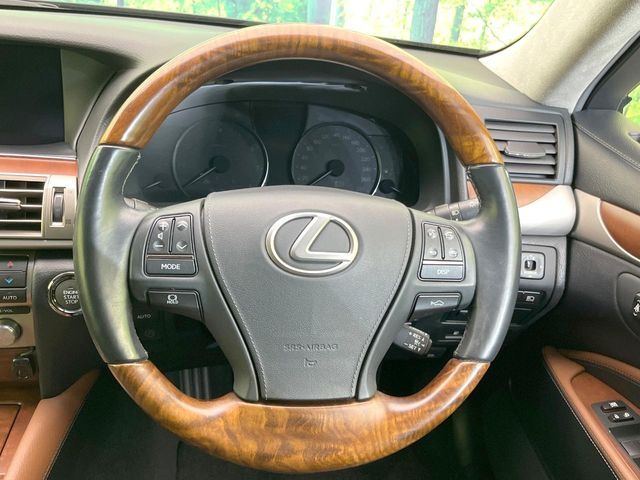 TOYOTA LEXUS LS460 2012 Image 31