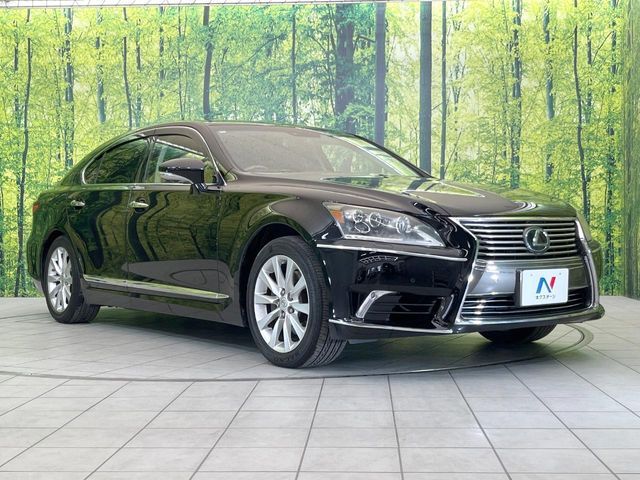 TOYOTA LEXUS LS460 2012 Image 31
