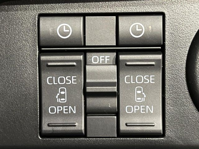 TOYOTA ROOMY 4WD 2023 Image 31