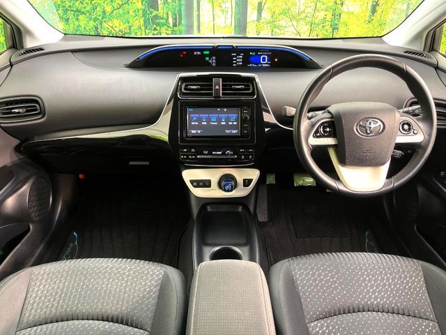 TOYOTA PRIUS 2016 Image 31