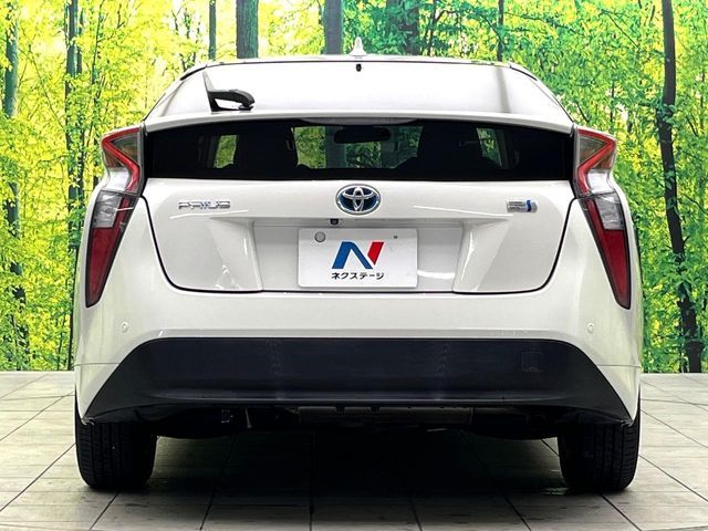 TOYOTA PRIUS 2016 Image 31