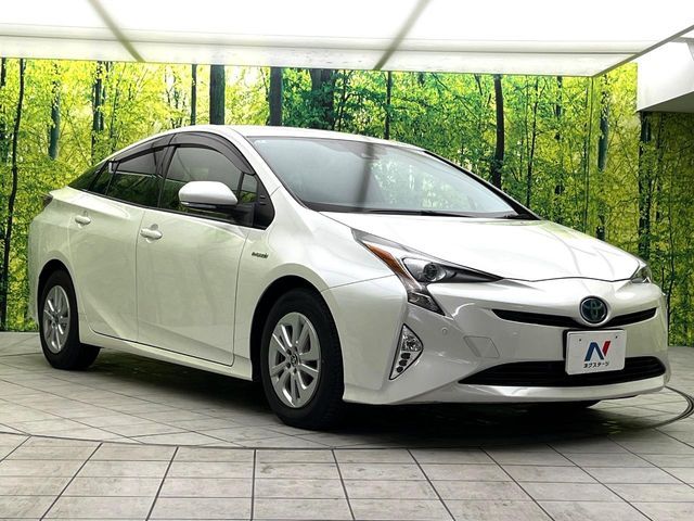 TOYOTA PRIUS 2016 Image 31