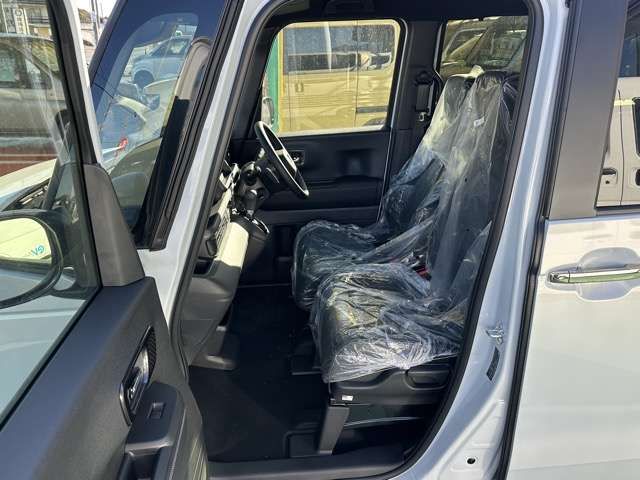 HONDA N BOX CUSTOM 2025 Image 31