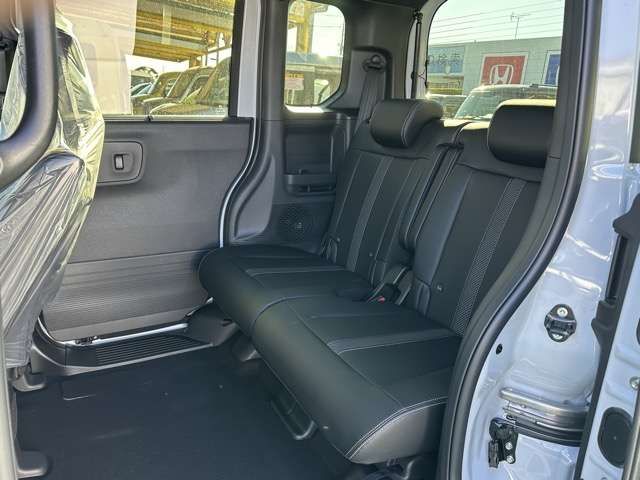 HONDA N BOX CUSTOM 2025 Image 31