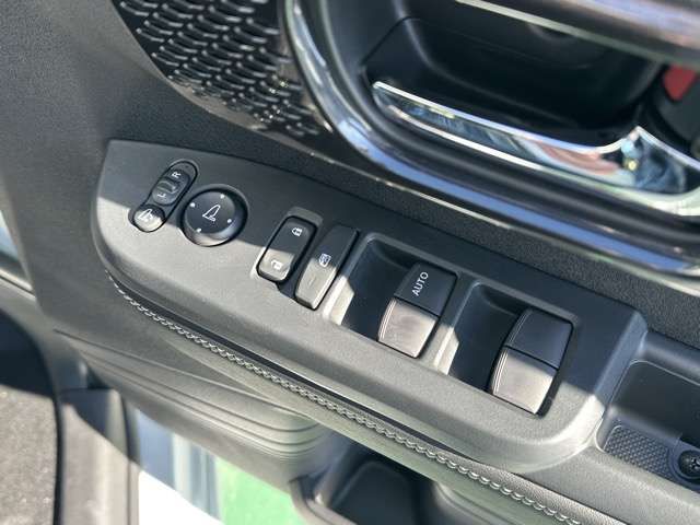 HONDA N BOX CUSTOM 2025 Image 31