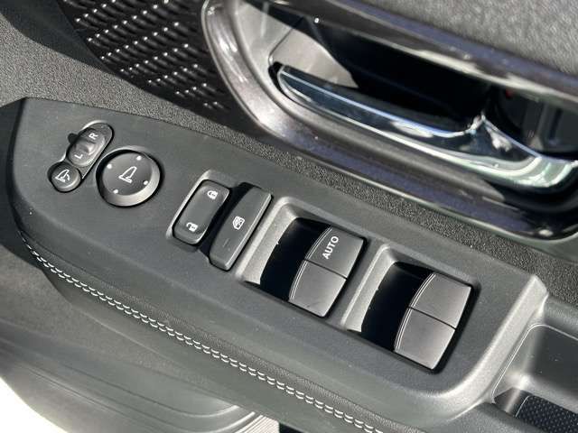 HONDA N BOX CUSTOM 2025 Image 31