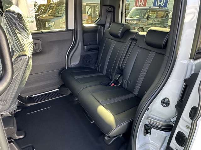 HONDA N BOX CUSTOM 2025 Image 31