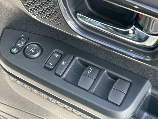 HONDA N BOX CUSTOM 2025 Image 31